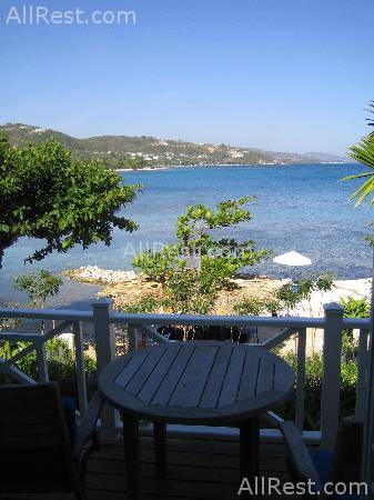 Round Hill Hotel & Villas 64